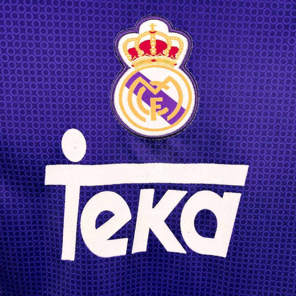 Maillot Extérieur Rétro Real Madrid 1997/98